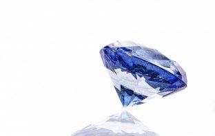 Positive Effects of Blue Sapphire that Rid Negative Effects of Saturn